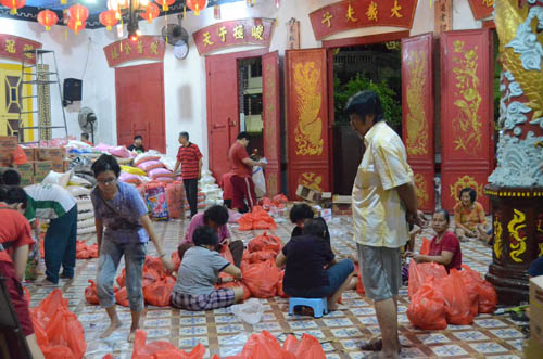 persiapan_bingkisan_11